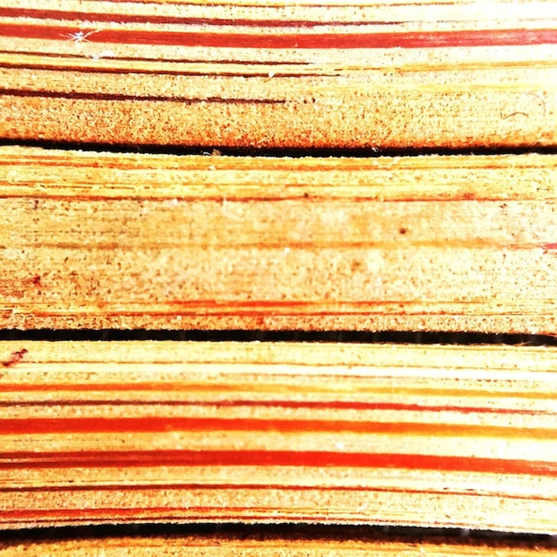 Jak naprawić spuchniętą płytę MDF? Praktyczne porady